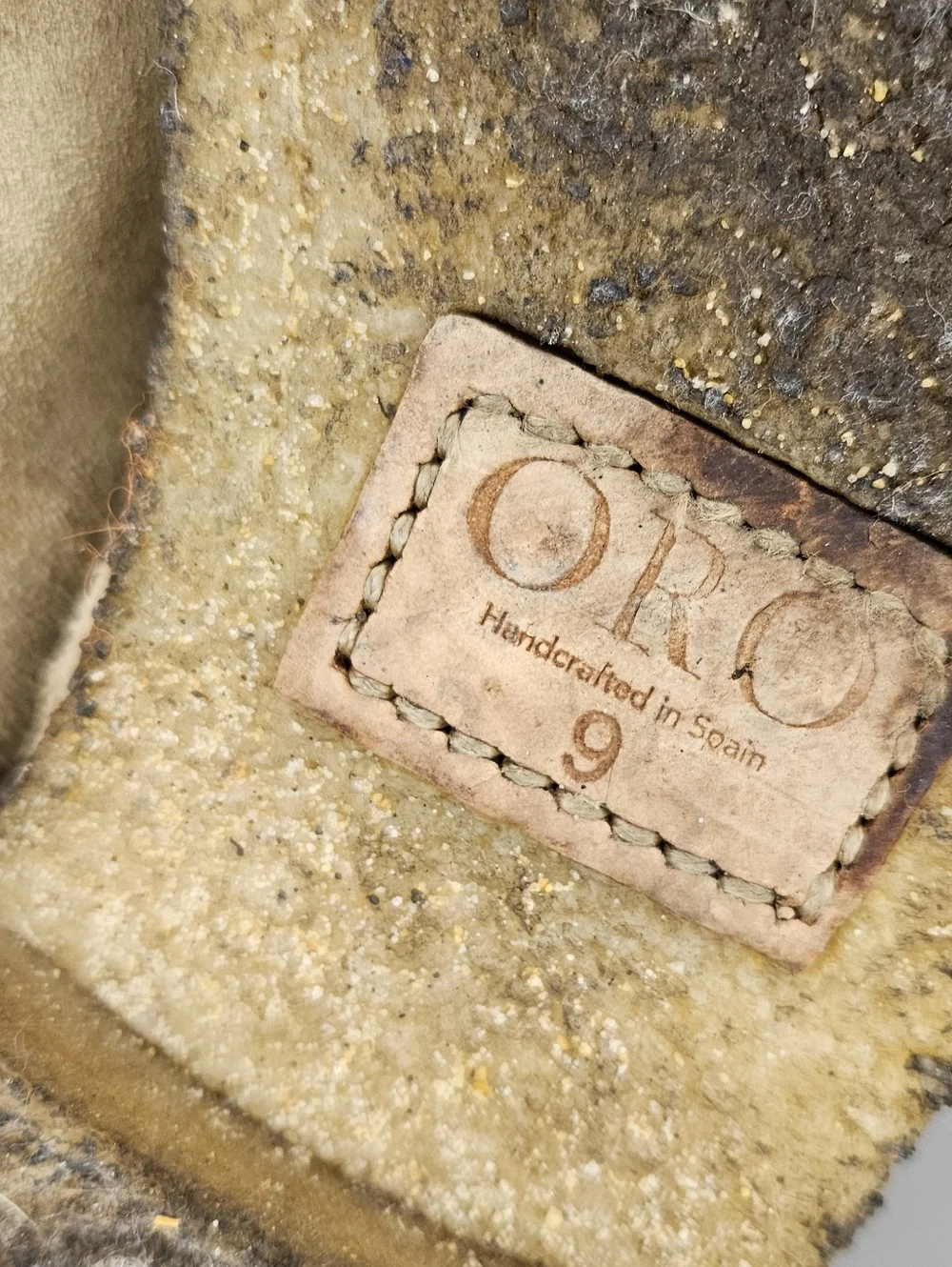Oro Los Angeles Alicante Crepe Chelsea Boots Size 9